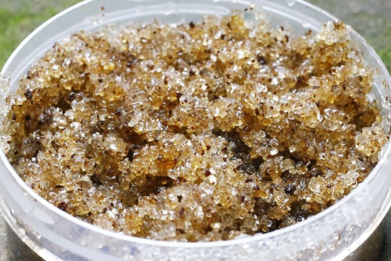 Sea Salt & Coconut Scrub